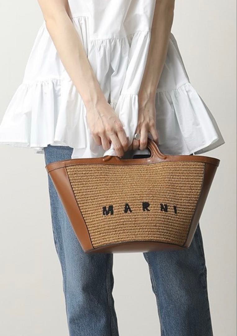 極美品 MARNI カゴバック