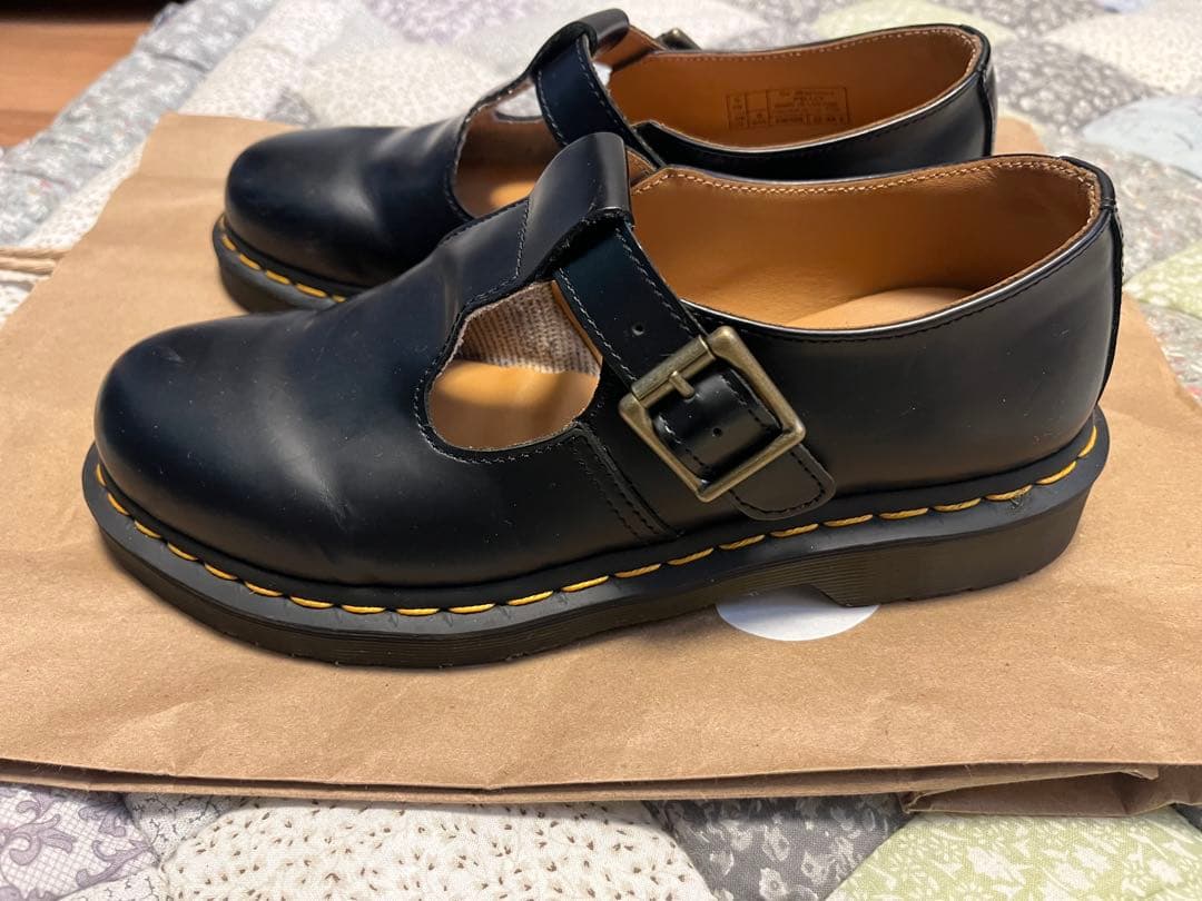 Dr. Martens Tストラップシューズ