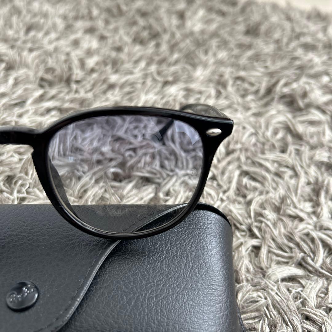 Ray Ban レイバン　RB4259F ブラック