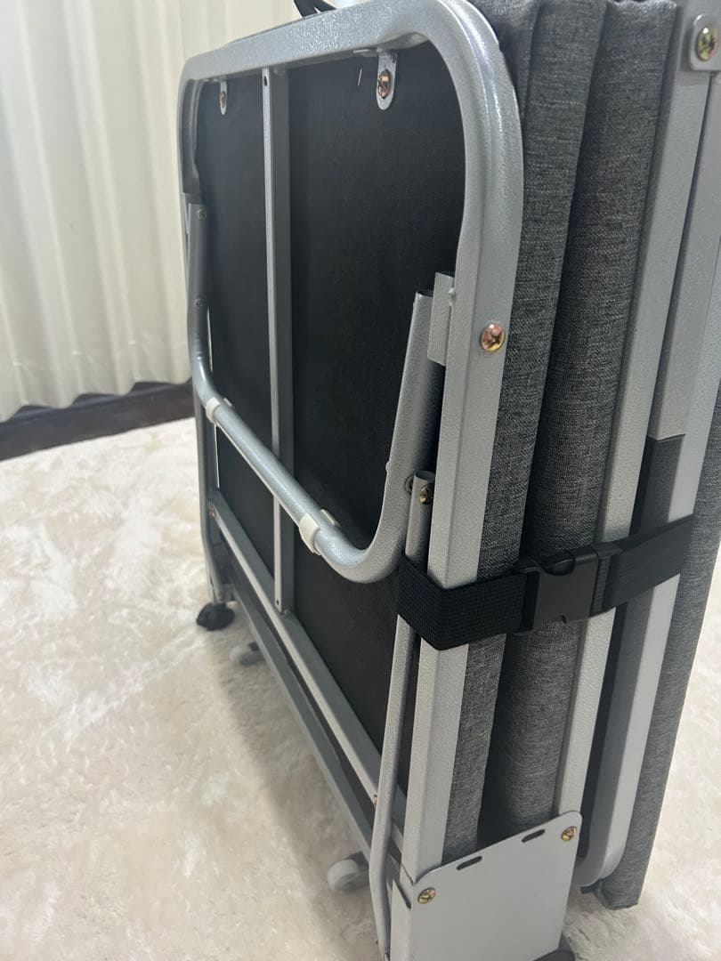 グレー 折りたたみベッド キャスター付き