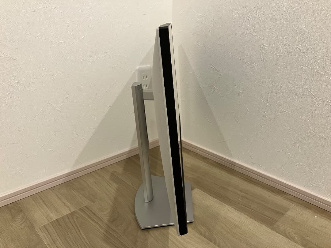 m*i様 Dell製 27 4K UHD USB-C モニター S2722QC