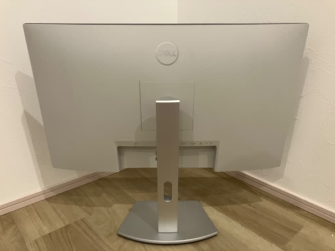 m*i様 Dell製 27 4K UHD USB-C モニター S2722QC
