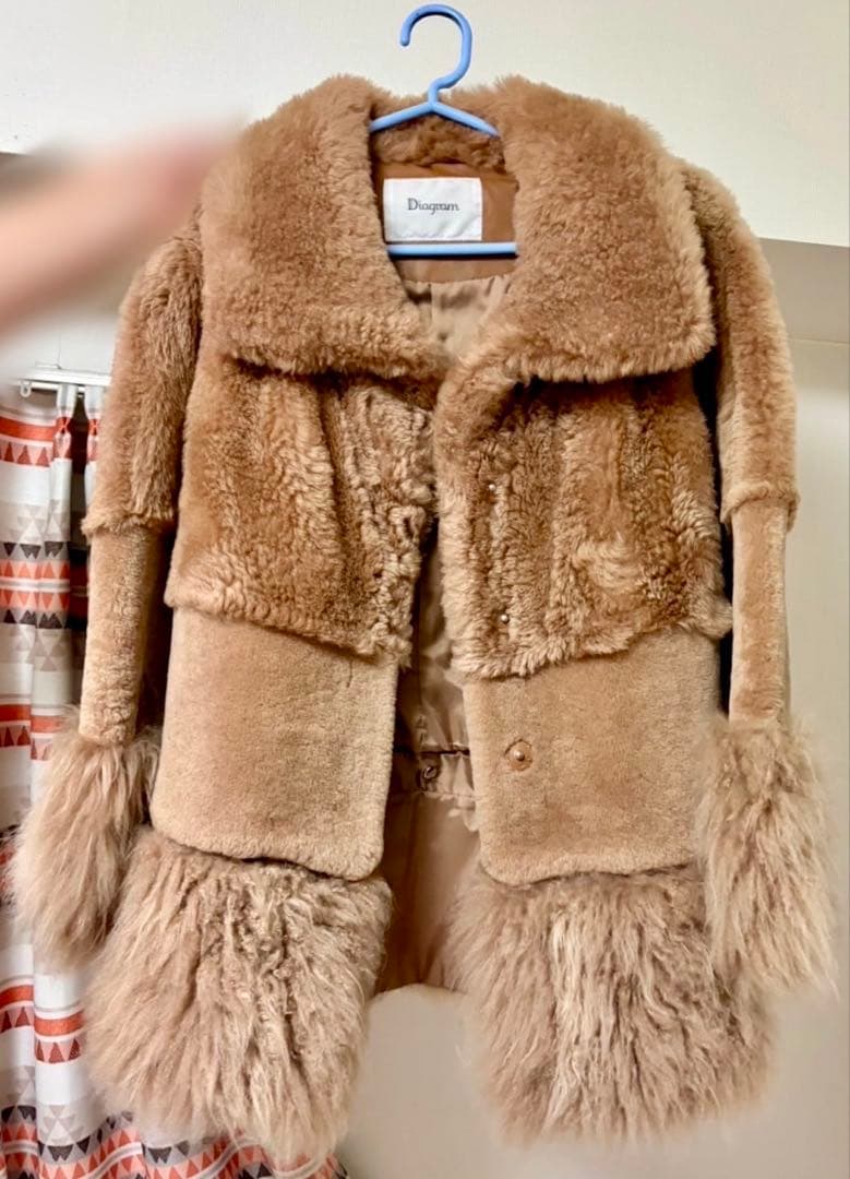 【ほぼ新品】GRACE CONTINENTAL　diagramファーハーフコート