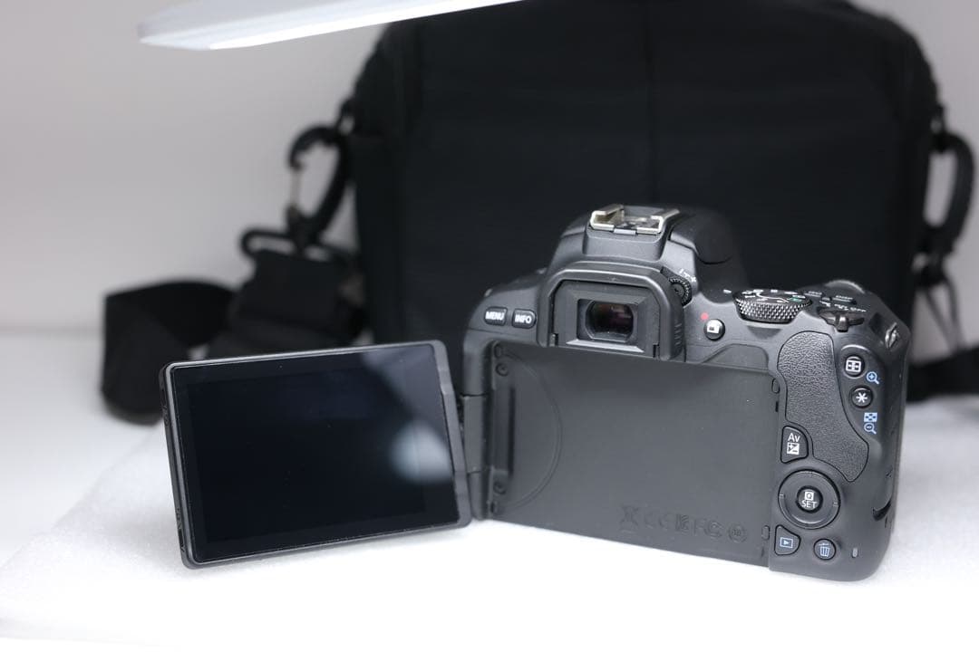 【入学・卒業式】Canon EOS Kiss X9 ダブルズームキット