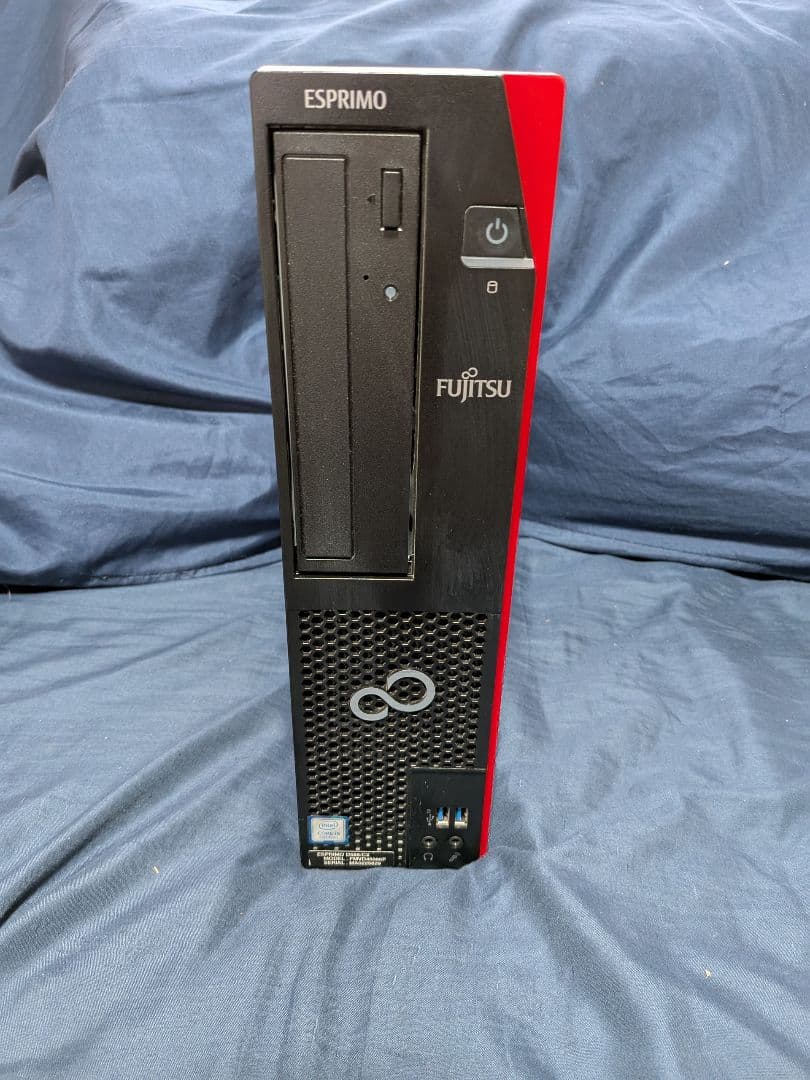 富士通　Core i5-9400/16GB/SSD120GB/Win11pro