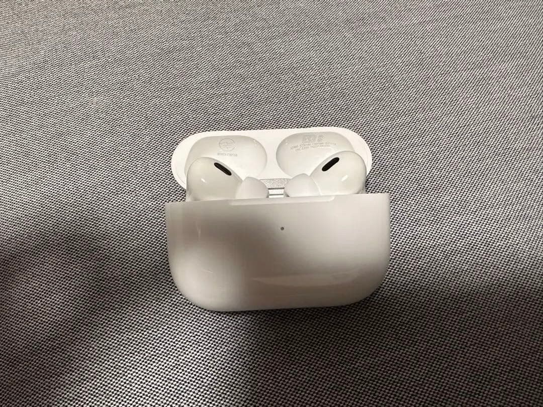 AirPods pro2 保証付き、充電ケース付き