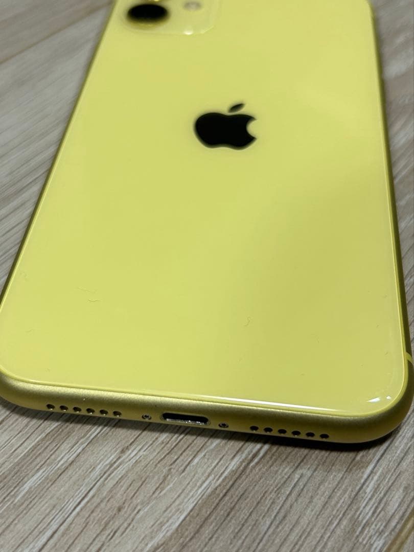 Apple iPhone11 本体 イエロー　128GB SIMフリー