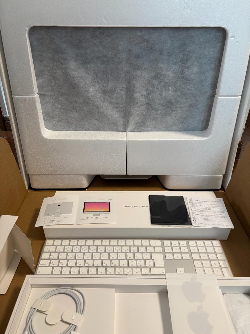 Macデスクトップ iMac 21.5 4K Core i7 / 16GB / 512GB SSD