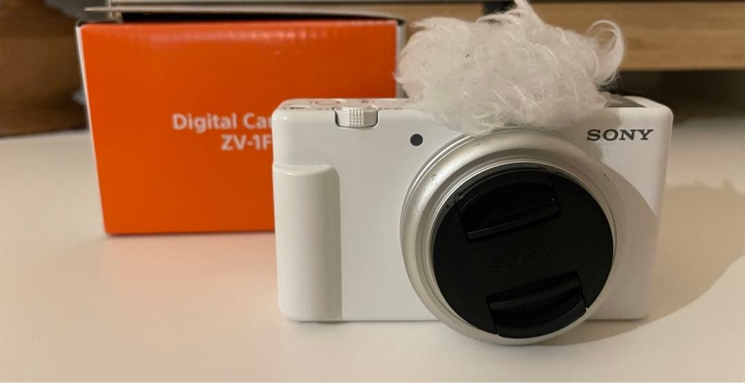 ソニー　SONY ZV-1F (ホワイト