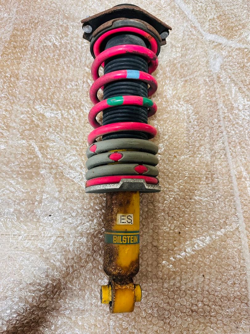 wrx s4 vag ビルシュタインダンパー