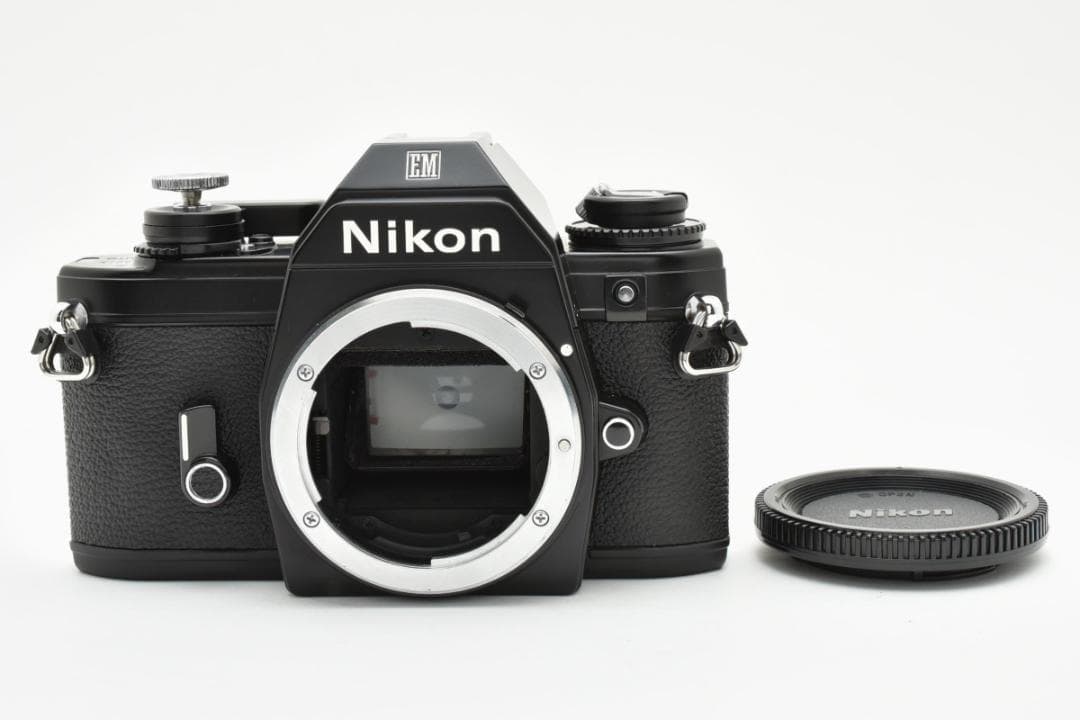 超美品 NIKON ニコン EM フィルムカメラ　モルト新品交換済 M662