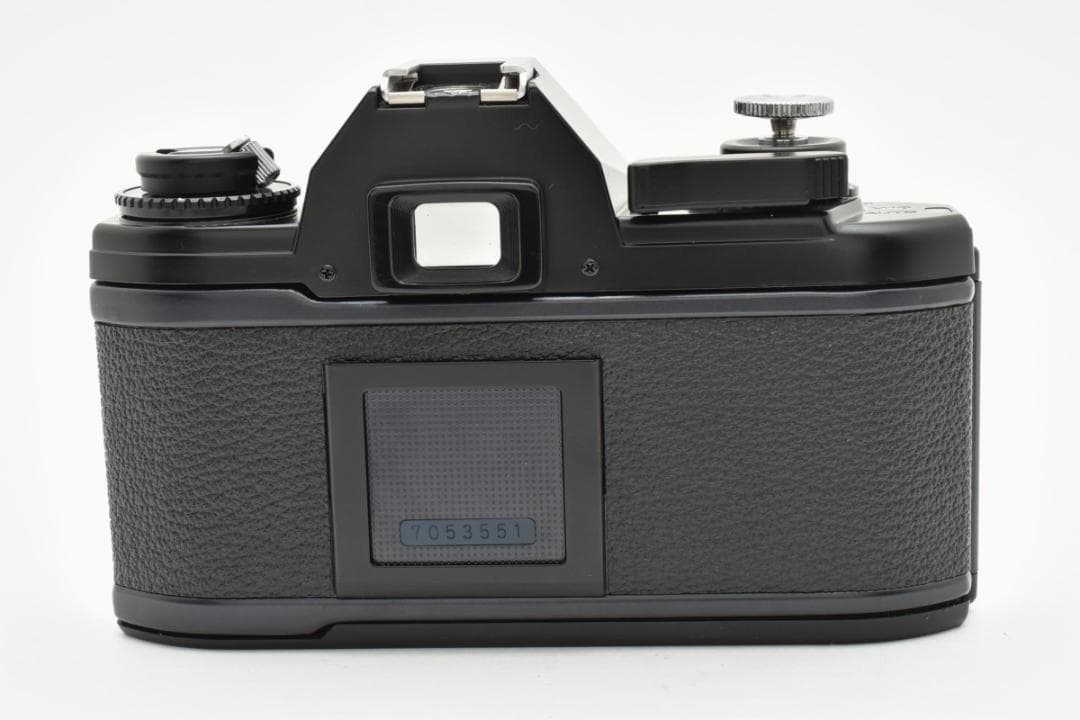 超美品 NIKON ニコン EM フィルムカメラ　モルト新品交換済 M662