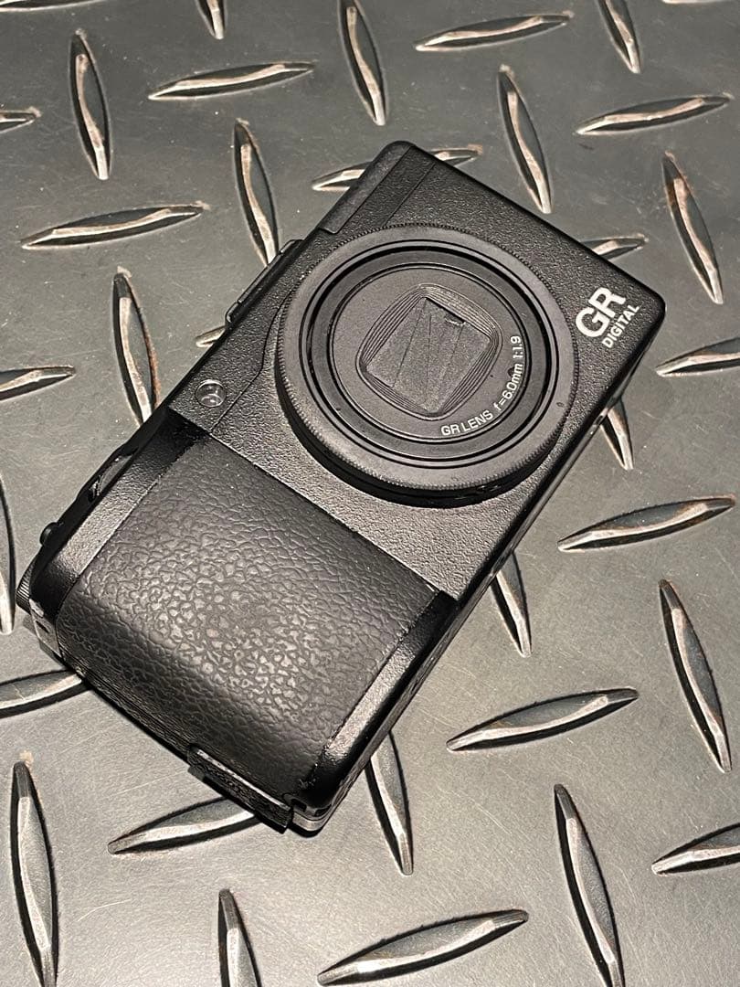 美品「RICOH GR DIGITAL Ⅲ」コンパクトデジタルカメラ