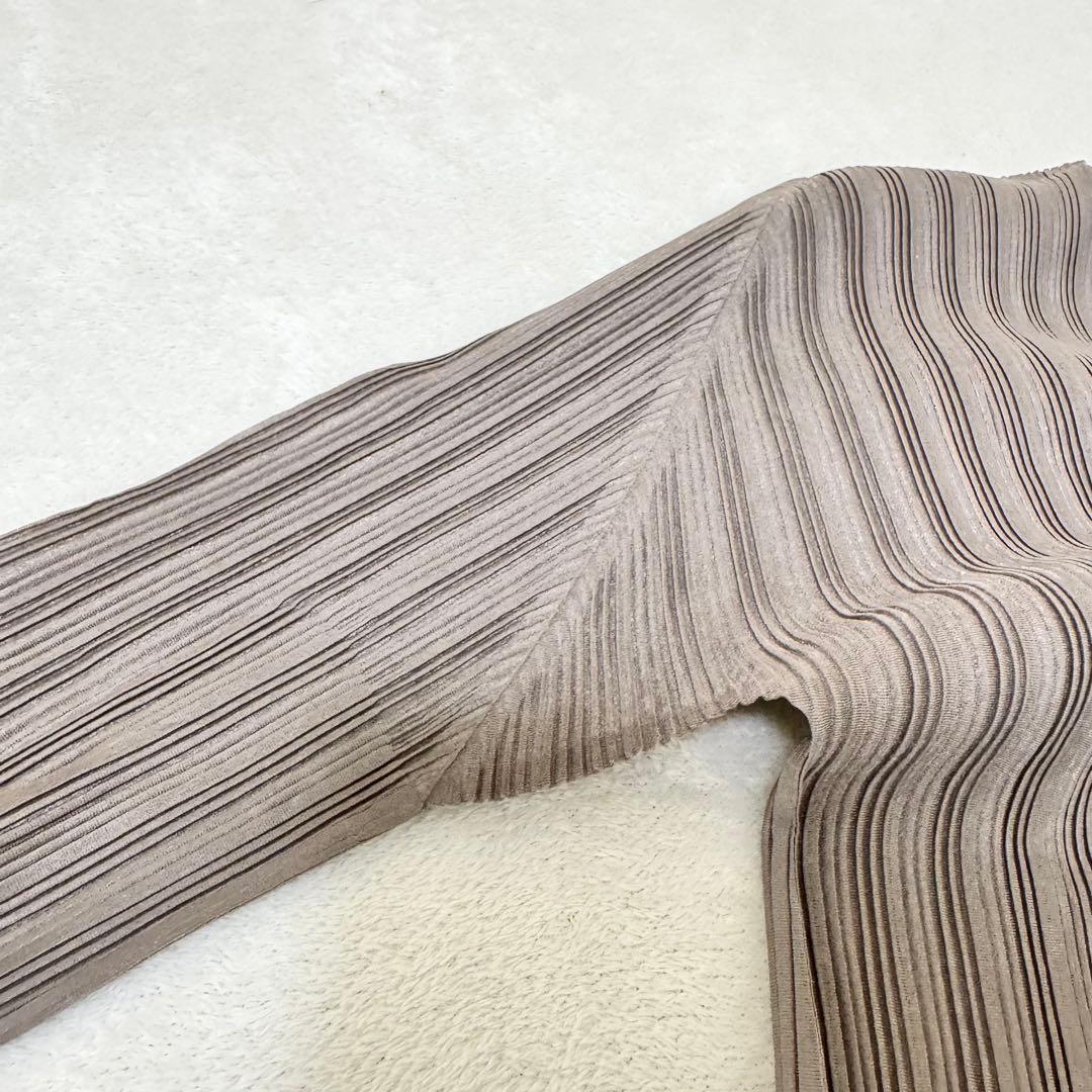 極美品✨PLEATS PLEASE プリーツ　Vネック　ブラウン　トップス