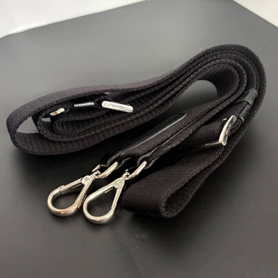 プラダ スマホショルダー スマホケース iPhone用 14PRO MAX 黒