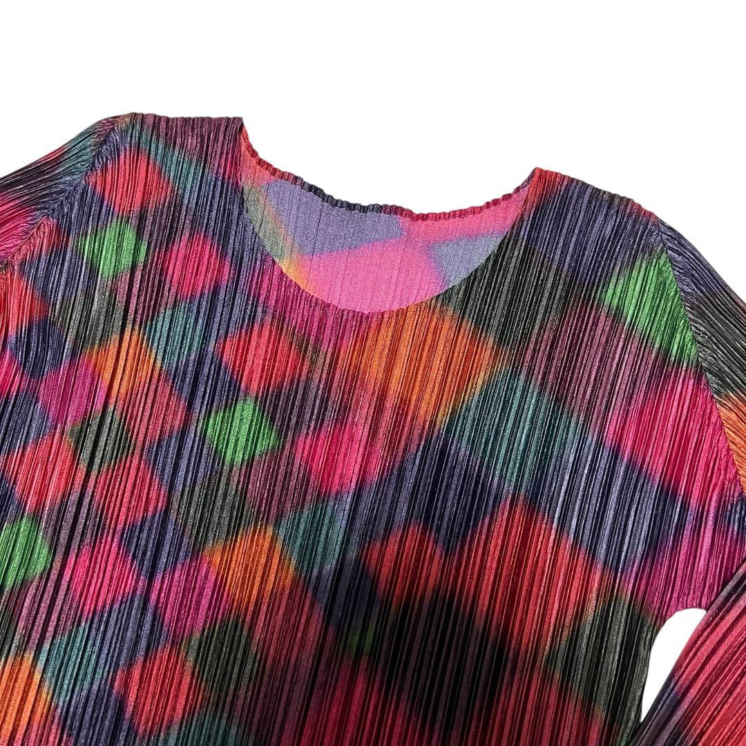 プリーツプリーズ 長袖シャツ カットソー L相当3 マルチカラー 総柄 ネオン