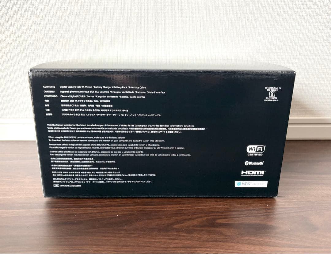 新品未使用 キャノン ミラーレス EOS R5 ボディ フルサイズ