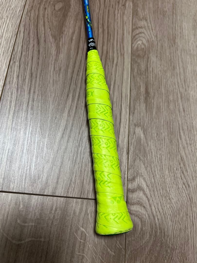 YONEX NANOFLARE 700 バドミントンラケット 5UG6