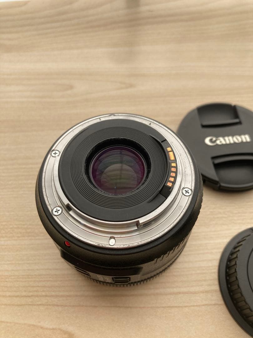 EF35mm F2 IS USM　キャノン　単焦点