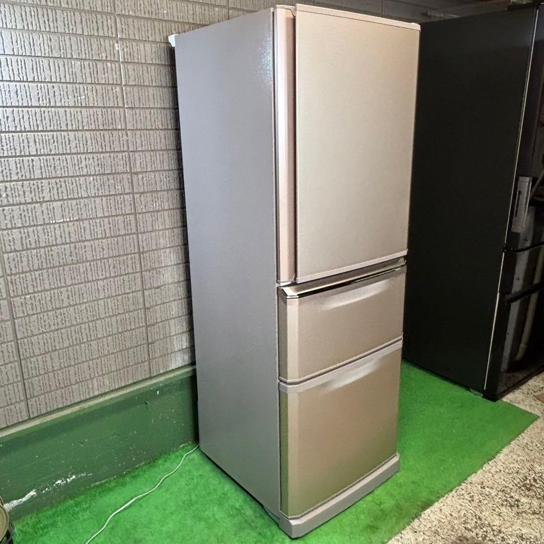 美品 335L 冷蔵庫 大容量 おしゃれ シャンパン 三菱【地域限定配送無料】