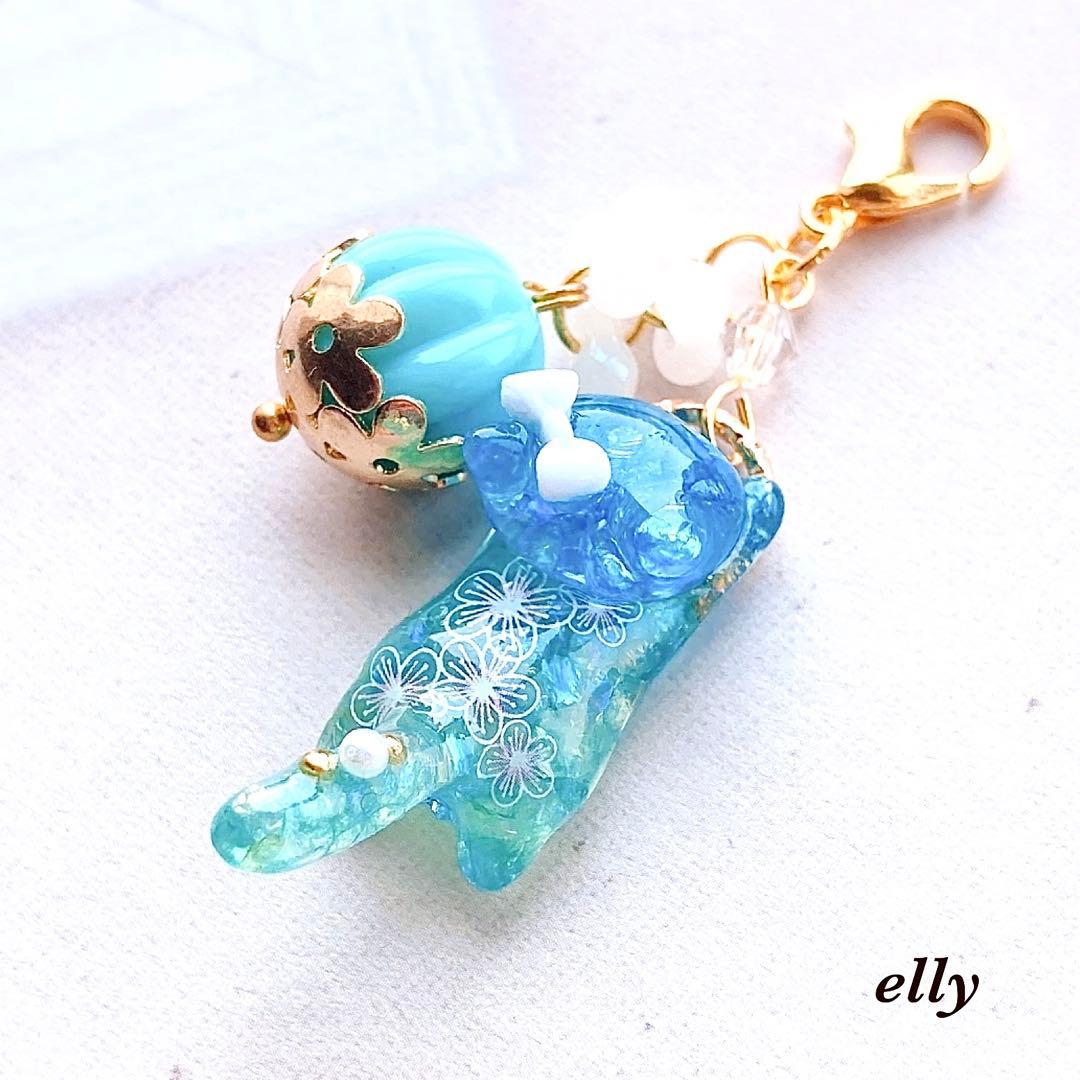 【mooncho様】1193.天然石　つまみ細工　桜　じゃれ猫　レジン