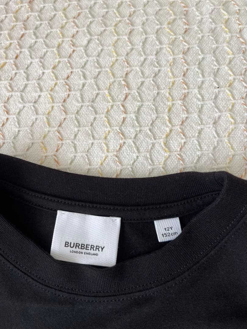 BURBERRY　バーバリー　ロゴtシャツ 12Y