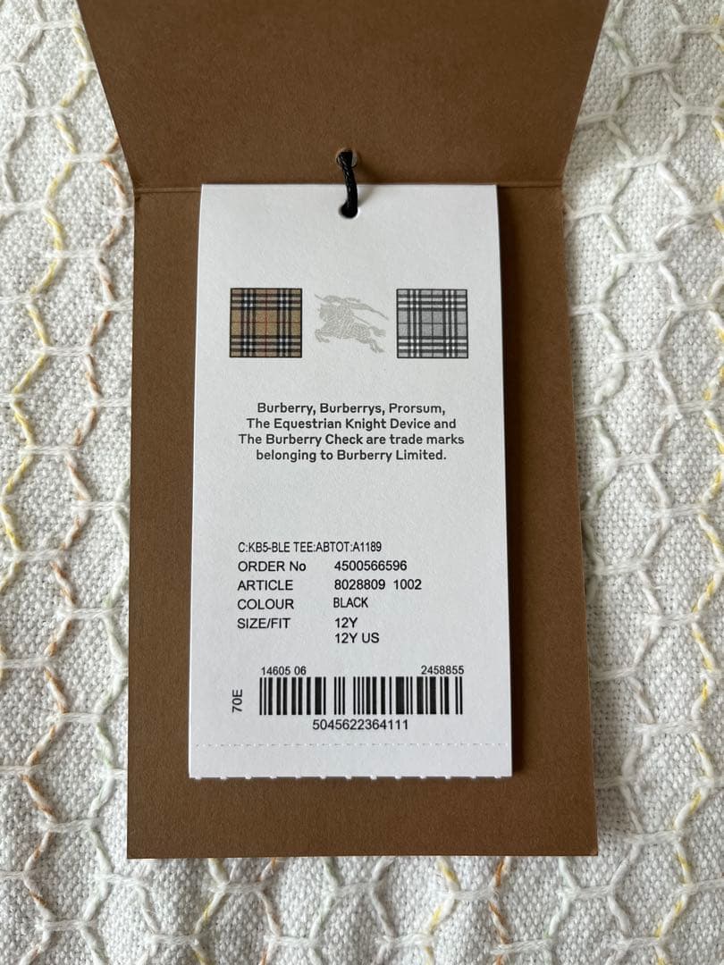 BURBERRY　バーバリー　ロゴtシャツ 12Y