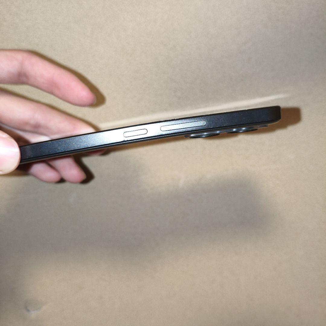 Poco X6 Pro 本体　本体反り、画面割れ！