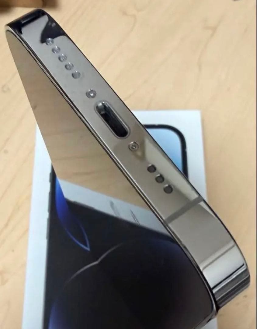 Apple iPhone 14 Pro シルバー 256GB 本体