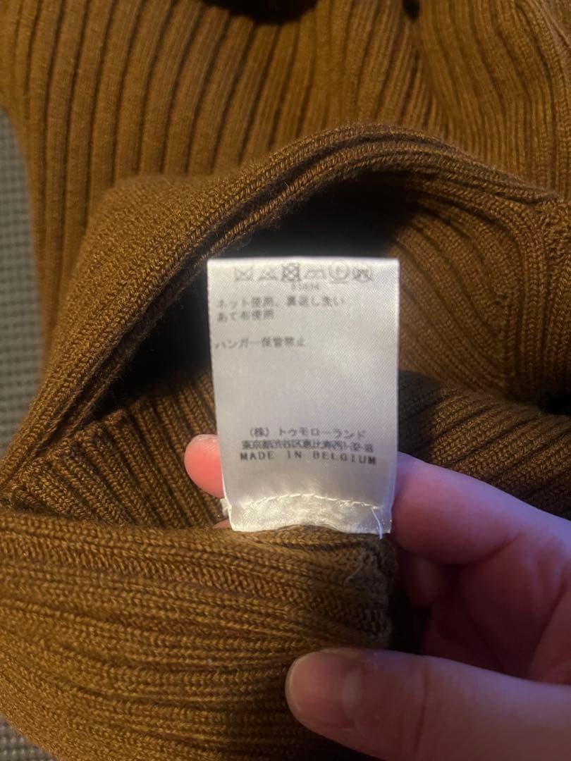 お値下げ中　Dries van noten リブ編みタートルネック　ニット