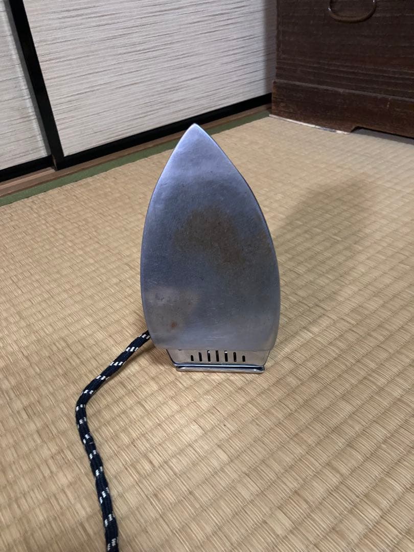 【東京芝浦電気】電気アイロン　アンティーク