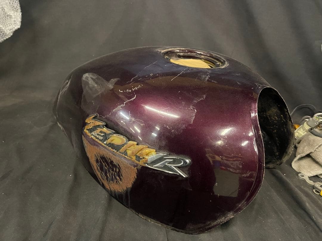 ゼファー 750 純正　タンク　外装