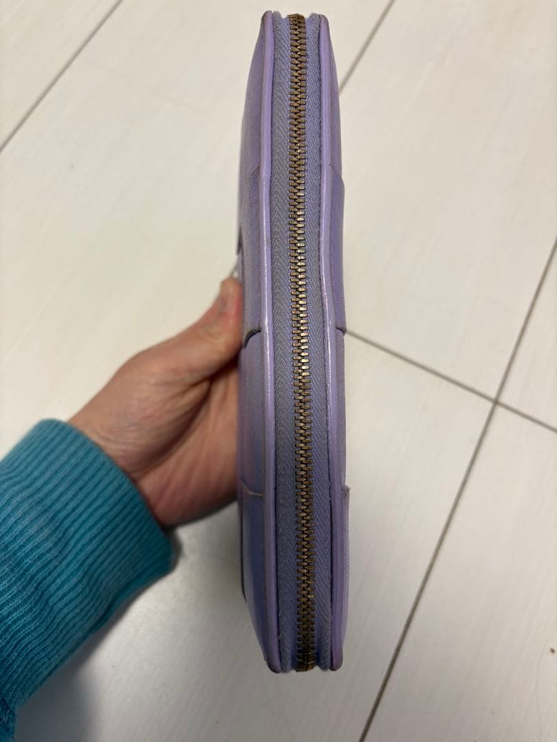 BOTTEGA VENETA レザー長財布 ラウンドファスナーパープル