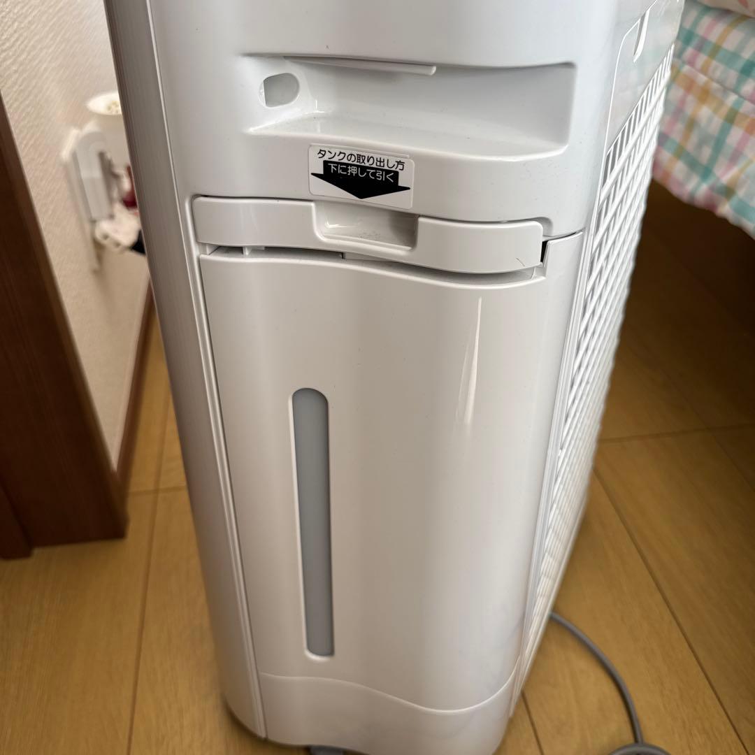 p*1様 未使用に近い極美品　SHARP シャープ　KC-40TH7-W 加湿空
