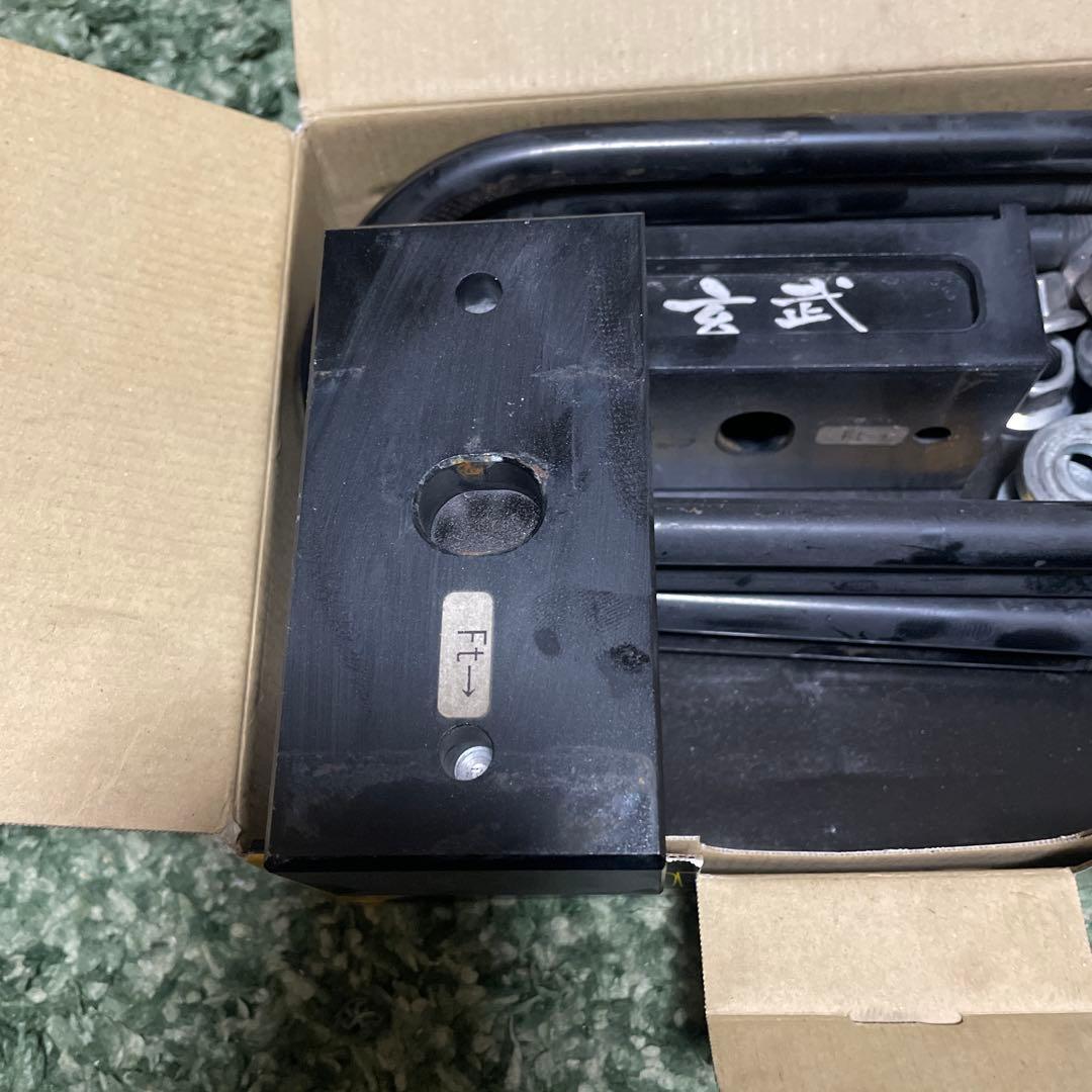 ハイエース200系　玄武1.0インチダウンブロック