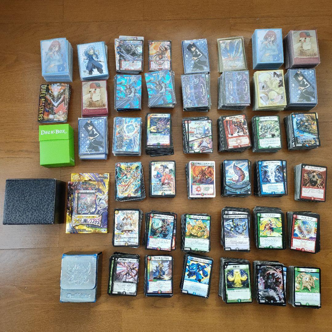 デュエルマスターズ　トレーディングカード多数、デッキケース、スリーブ付き