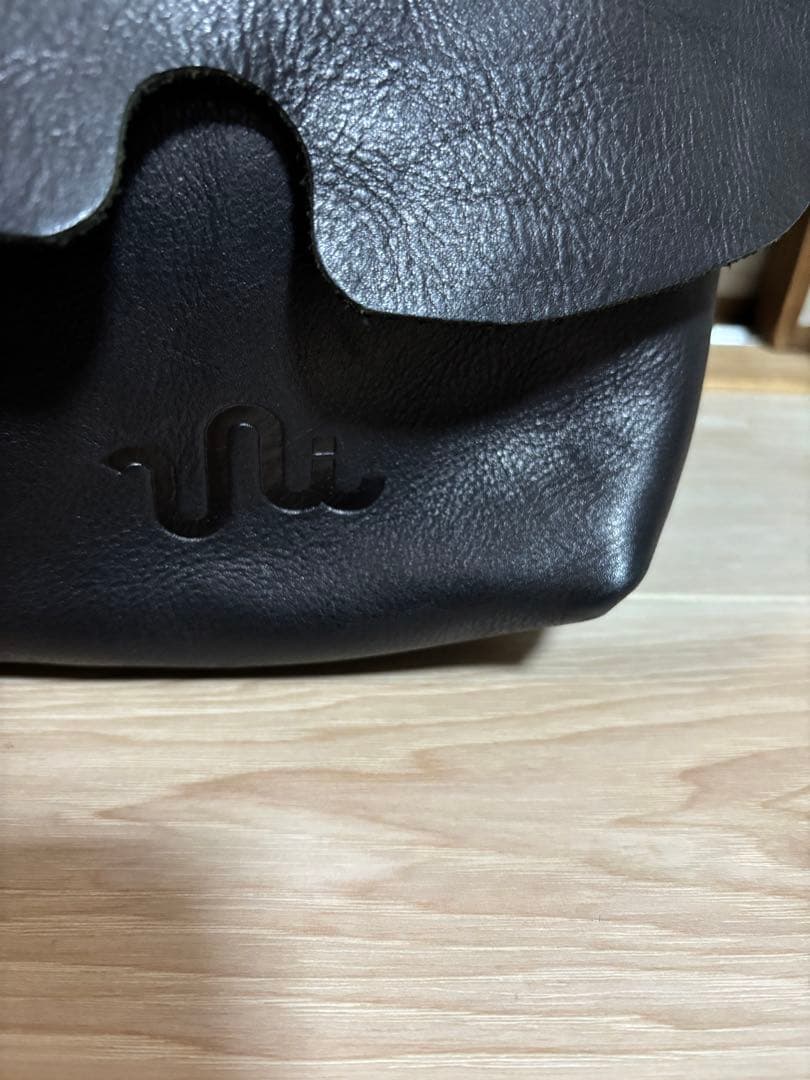 Uni＆co. メッセンジャーバッグ　オールレザー ブラック　黒　メンズ