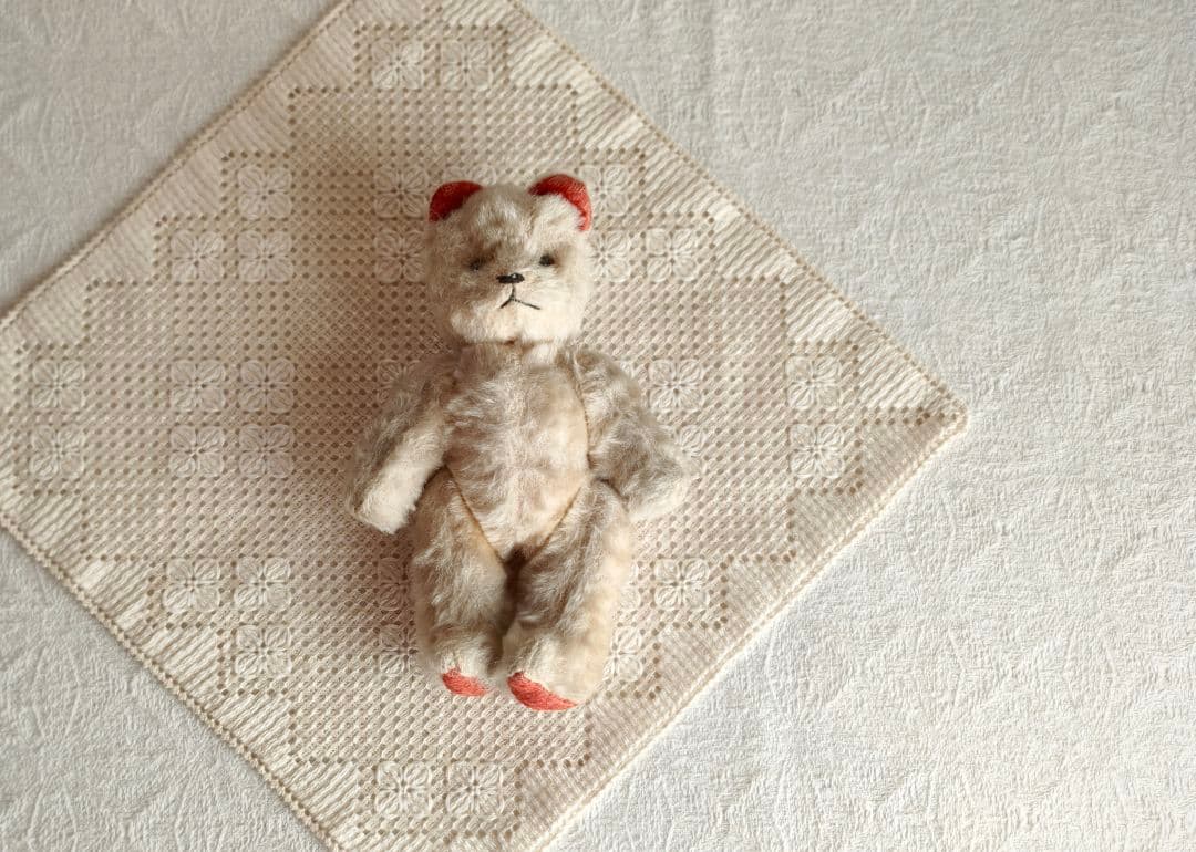 * vintage bear ❀ * 朱色のお耳の クマちゃん