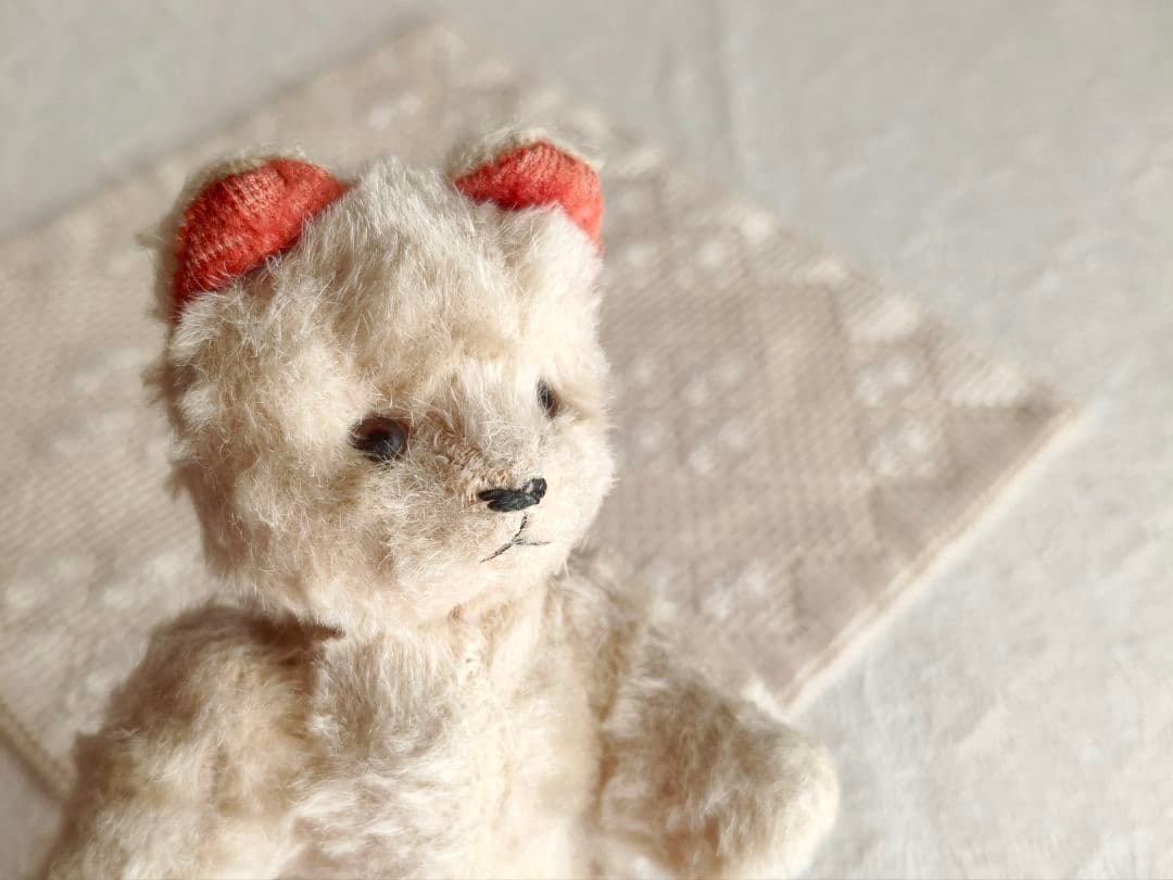 * vintage bear ❀ * 朱色のお耳の クマちゃん