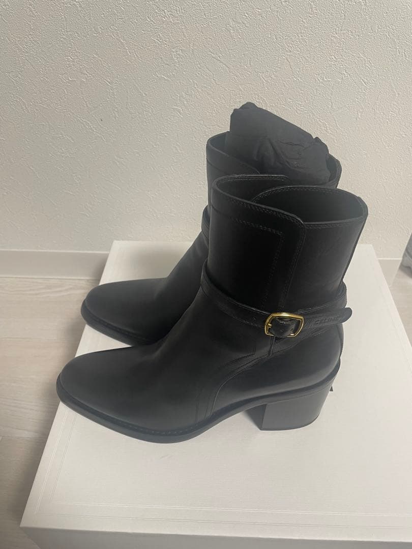 CELINEショートブーツ　値下げ