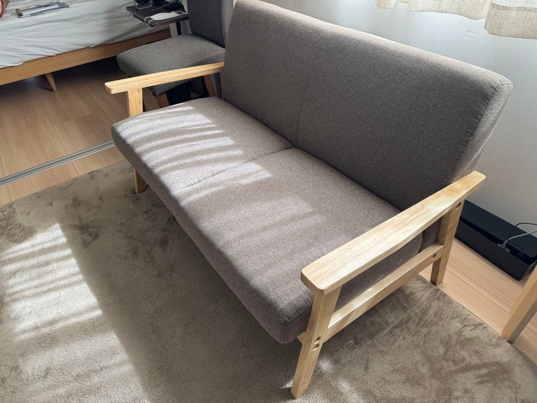 北欧風 2人掛け 木枠ソファ『TRYGG トゥリッグ』モカブラウン