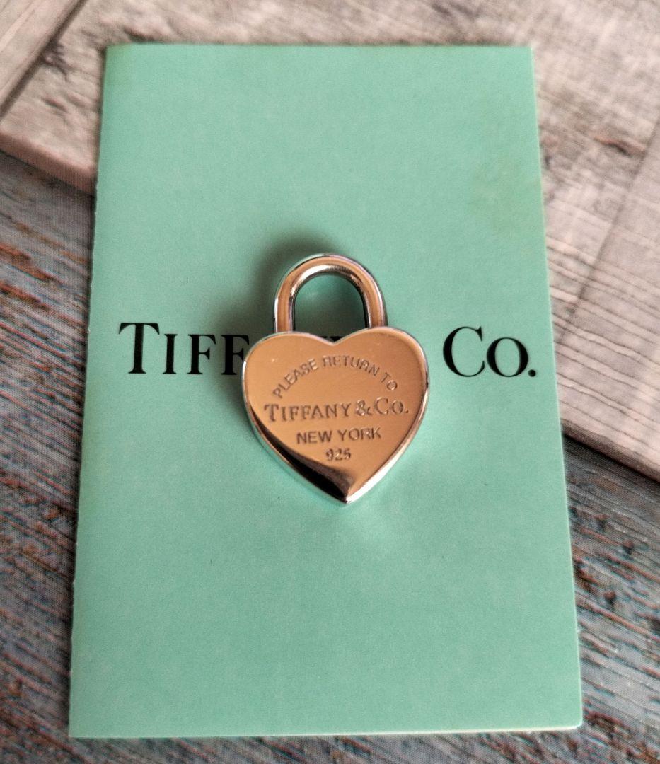 Tiffany & Co. リターントゥティファニーハートロックカデナチャーム