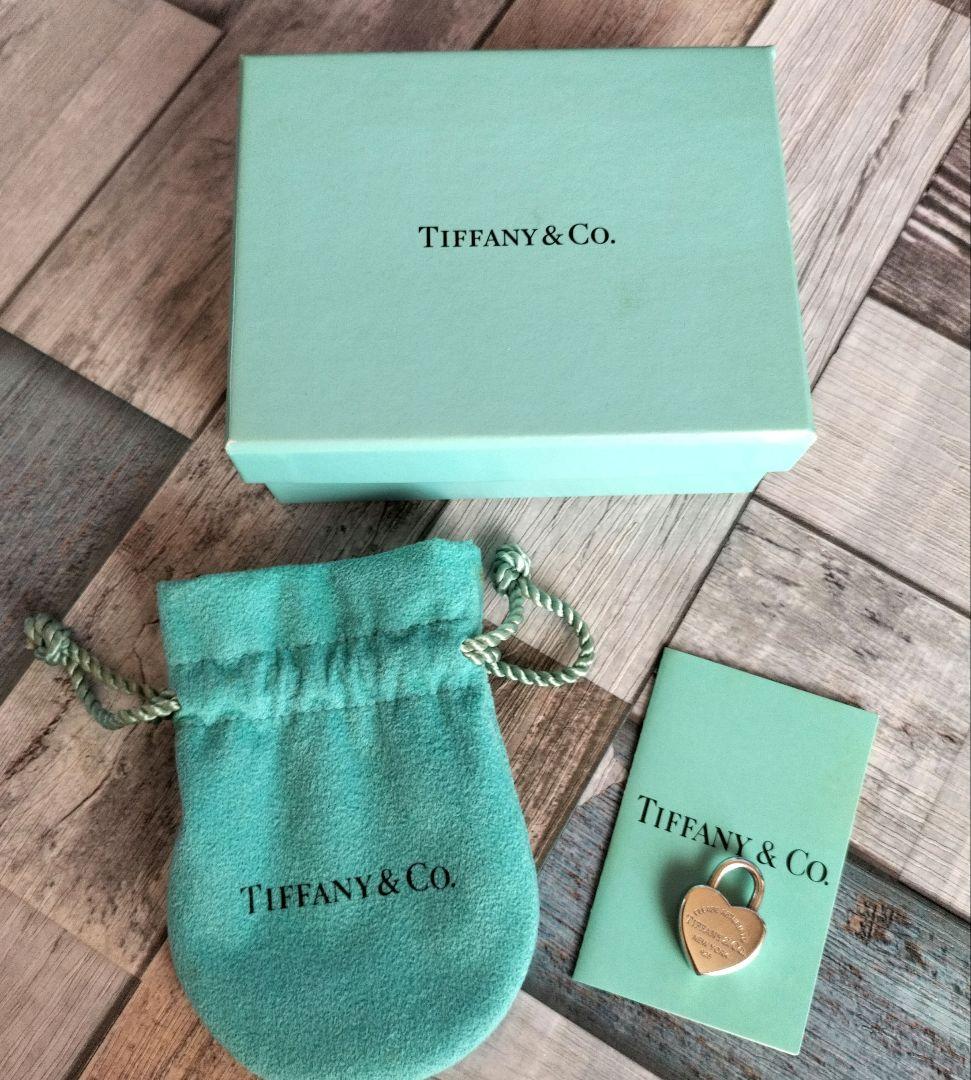 Tiffany & Co. リターントゥティファニーハートロックカデナチャーム