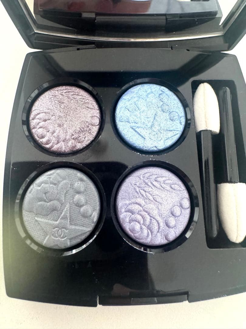 CHANEL レキャトルオンブル 397