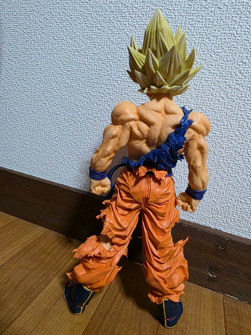 一番くじ ドラゴンボール 超サイヤ人孫悟空フィギュア (モンキチ)