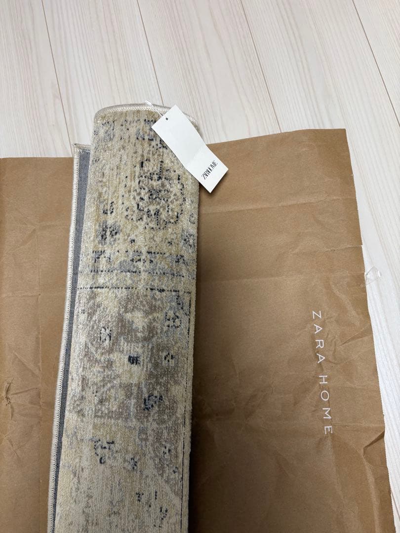 ZARA  ヴィンテージエフェクトラグ 約160x230cm