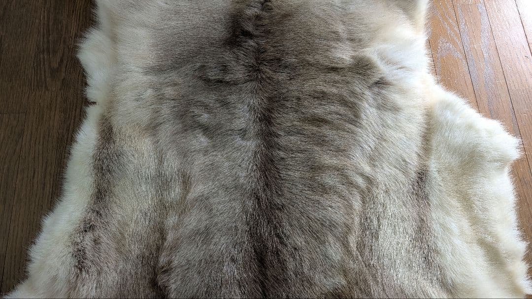 トナカイ特大毛皮 ラグ キャンプ アウトドア