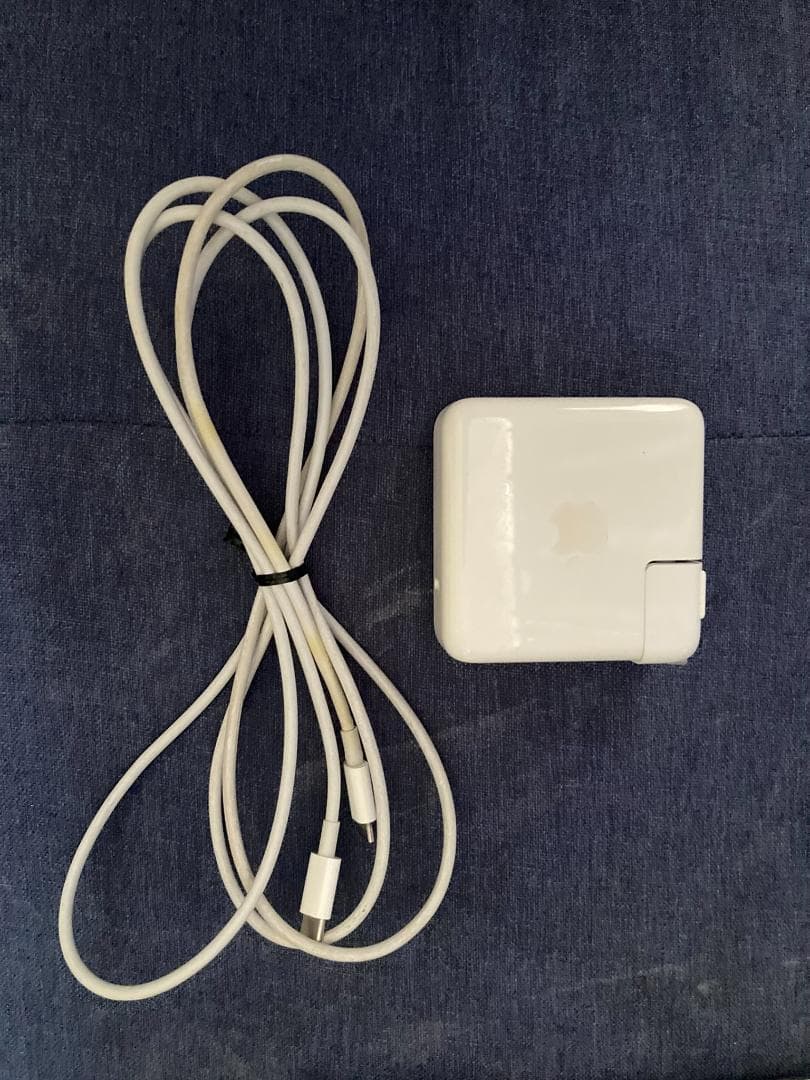 MacBook Pro 13インチ 2018 i5 8GB SSD256GB