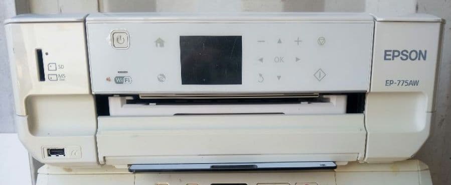 エプソン　プリンター　EP-706A EP-775AW　ジャンク２台セット