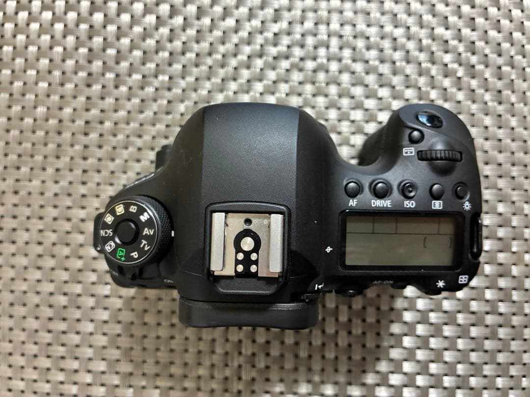 【美品】【即購入可】Canon EOS 6D mark II レンズ、箱付き